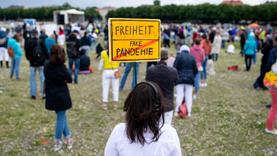Gericht kippt Teilnehmer-Beschränkung für Anti-Corona-Demo in München