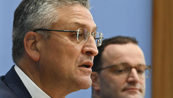 RKI: Masken auch mit Impfstoff nötig