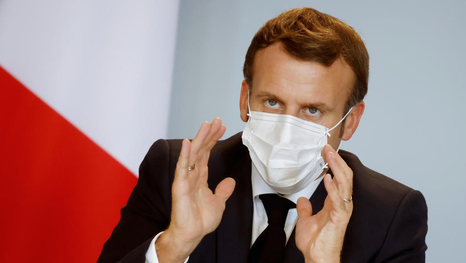 Macron will Filmen von Polizisten mit Haft und 45.000 Euro Geldstrafe ahnden