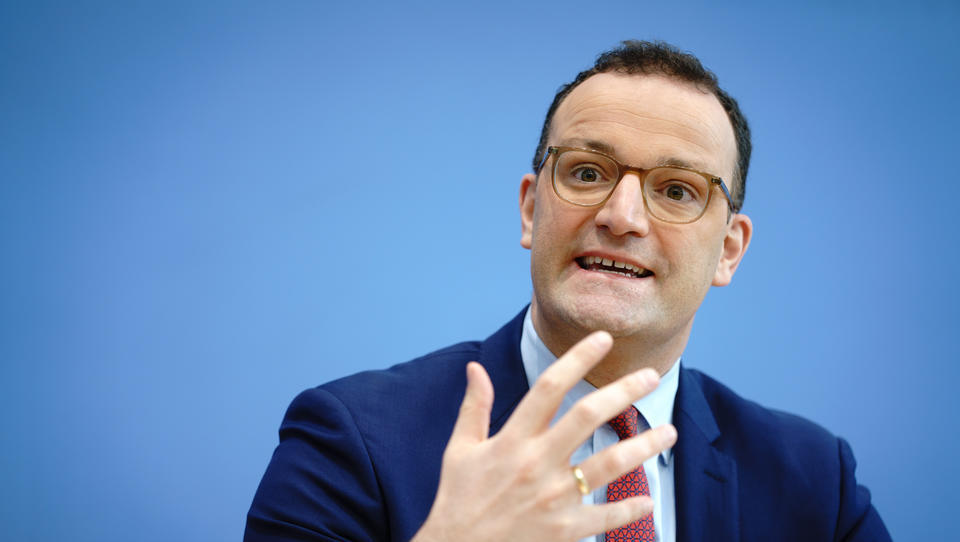 Ernst & Young erhält nächsten Millionen-Auftrag von Gesundheitsminister Spahn