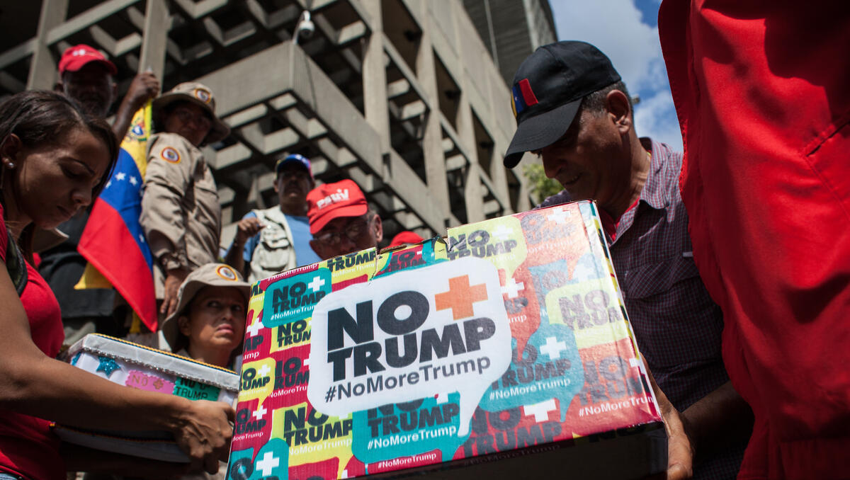 US-Angriff in der Karibik: Rechtlich fragwürdige Operation unter Trump gegen Venezuela US-Angriff in der Karibik: Rechtlich fragwürdige Operation unter Trump gegen Venezuela