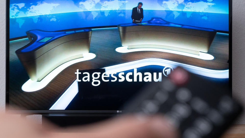 Medien reagieren auf Krise in Sachsen-Anhalt: „Der öffentlich-rechtliche Rundfunk hat ein Legitimitätsproblem“