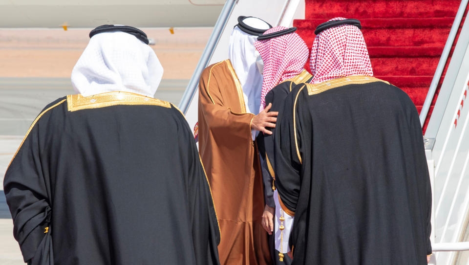 Golfstaaten werden mindestens zehn Jahre brauchen, um ihre Ölabhängigkeit zu beenden