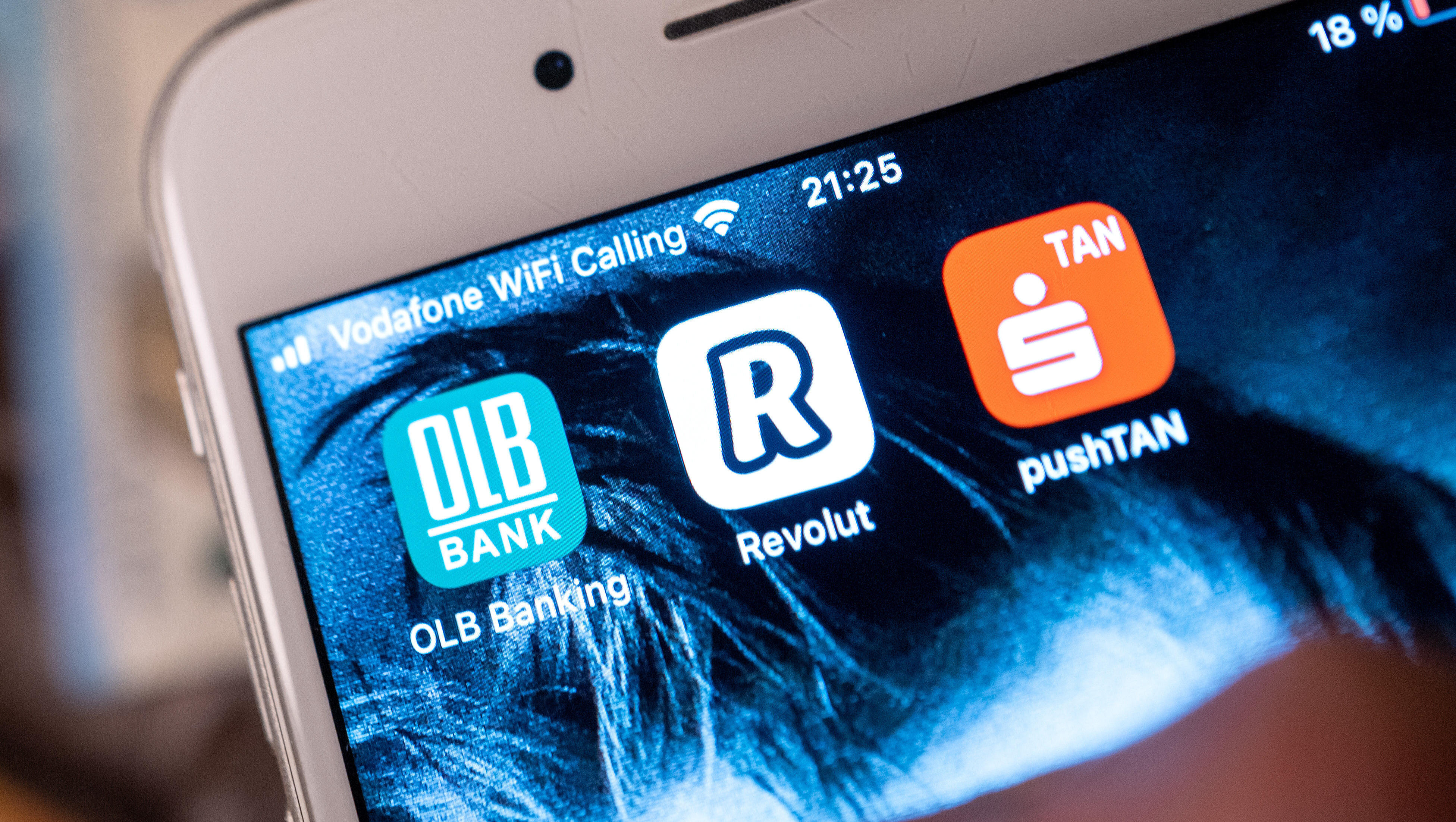 Revolut: Eine Banking-App, so leicht wie Candy Crush - wie Revolut Europas Banken alt aussehen lässt