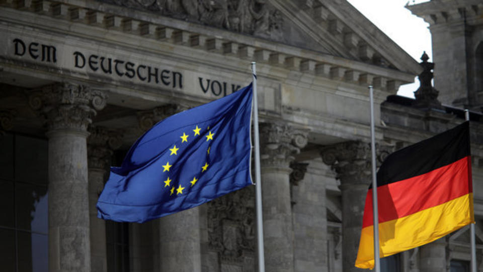 Weik & Friedrich: Corona versetzt Euro den Todesstoß - Deutschland braucht eine neue Währung