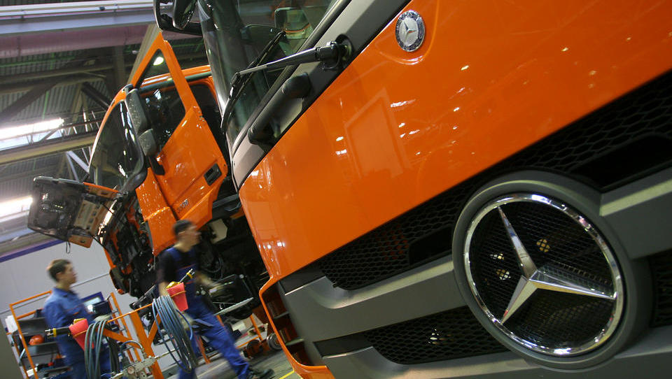Putin will russischer Auto-Industrie helfen - auch Daimler würde profitieren 