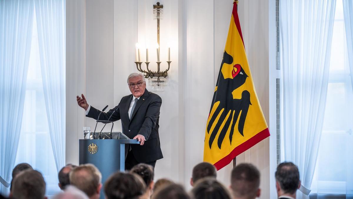 Bundespräsident Steinmeier stimmt die Deutschen auf die Zeitenwende ein