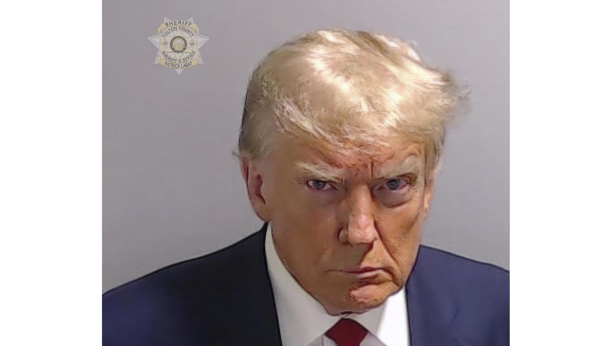 Donald Trump kassiert mit Polizeifoto 7 Million Dollar
