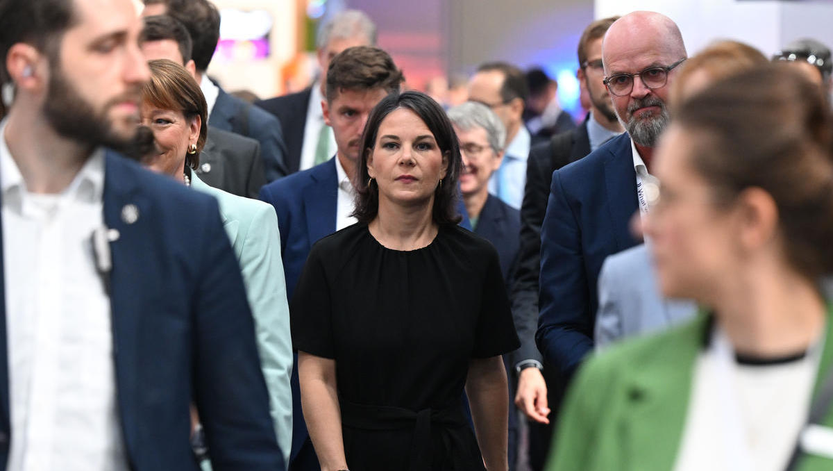 Ministerin Baerbock bremst Fachkräfte-Einwanderung aus