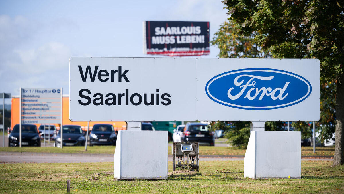 Fiesta, Escort, Capri: Letztes Auto von Ford im Saarland rollt vom Band  Fiesta, Escort, Capri: Letztes Auto von Ford im Saarland rollt vom Band