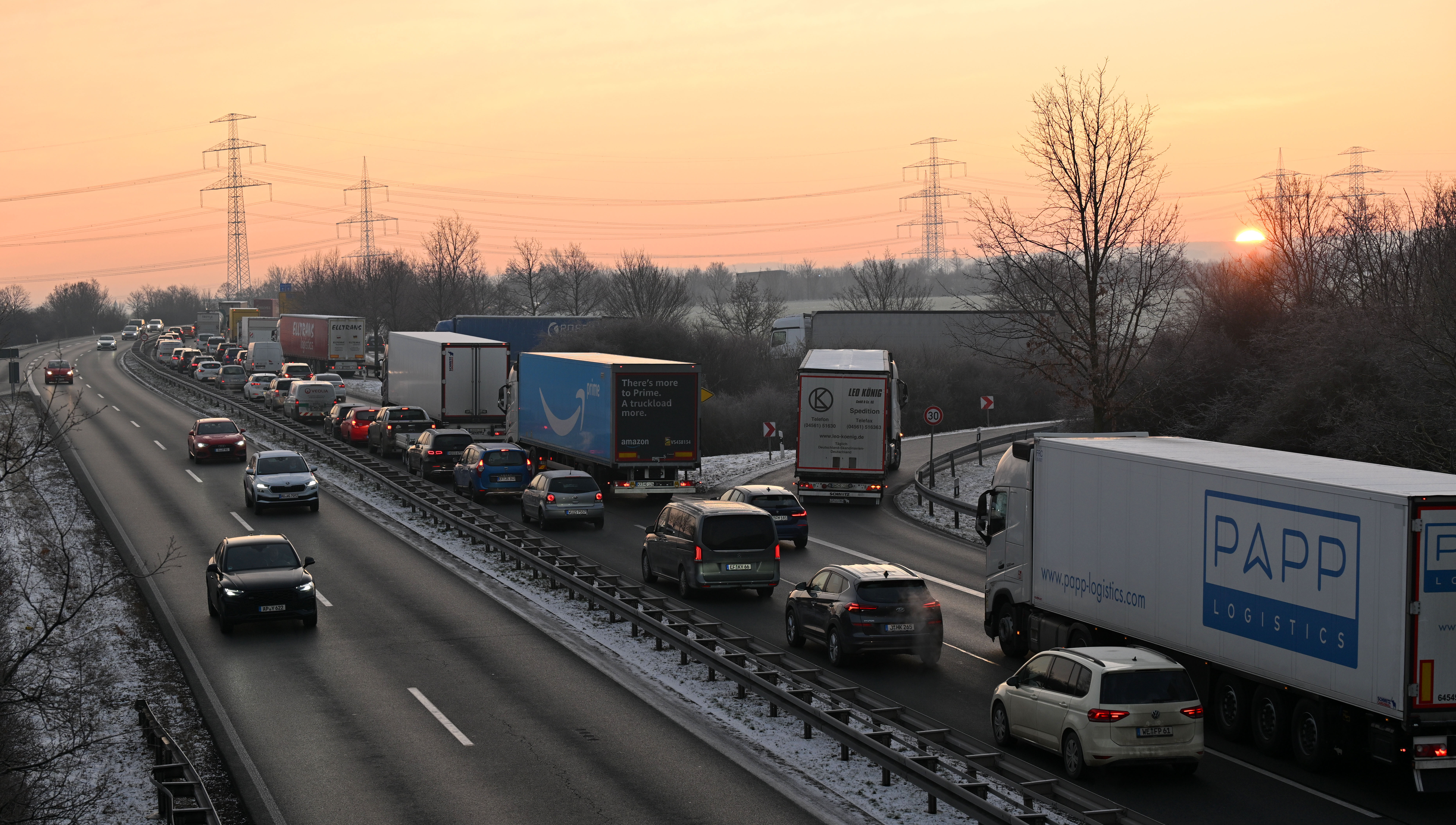 EU macht Transport zum Luxusgut: Straßengebühren steigen ins Unermessliche