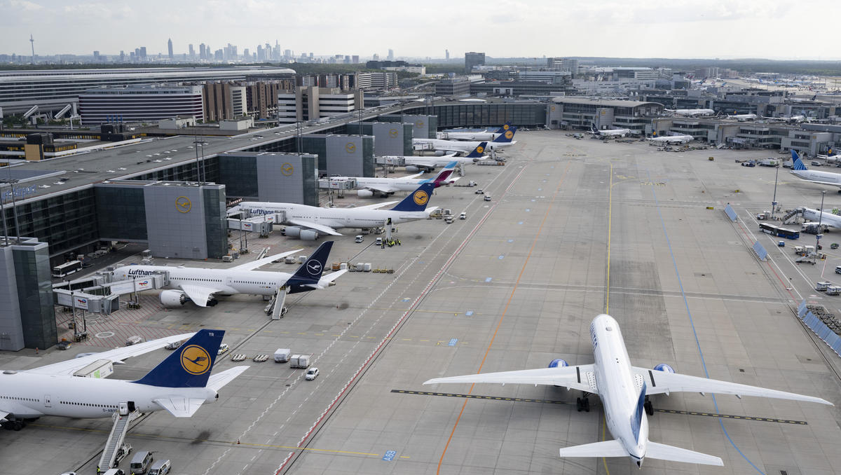 Tor zur Welt: Frankfurter Flughafenbetreiber wird 100 Jahre alt
