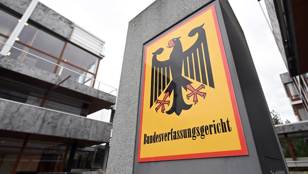 Neuregelung der Vaterschaft: Mehr Rechte für leibliche Väter
