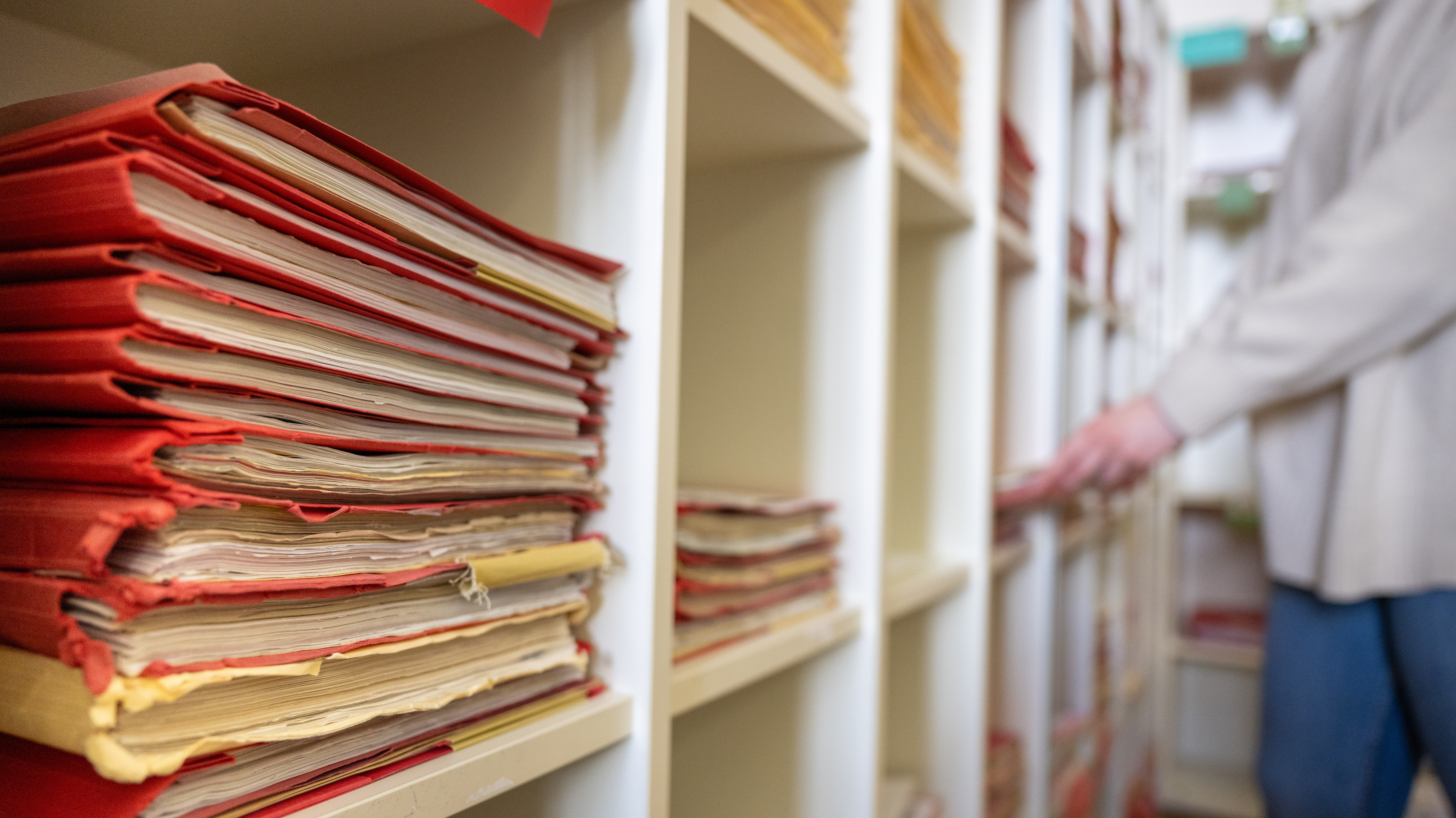 Warnung vor „Herbst der Bürokratie“: Bonner Wirtschafts-Akademie schlägt Alarm