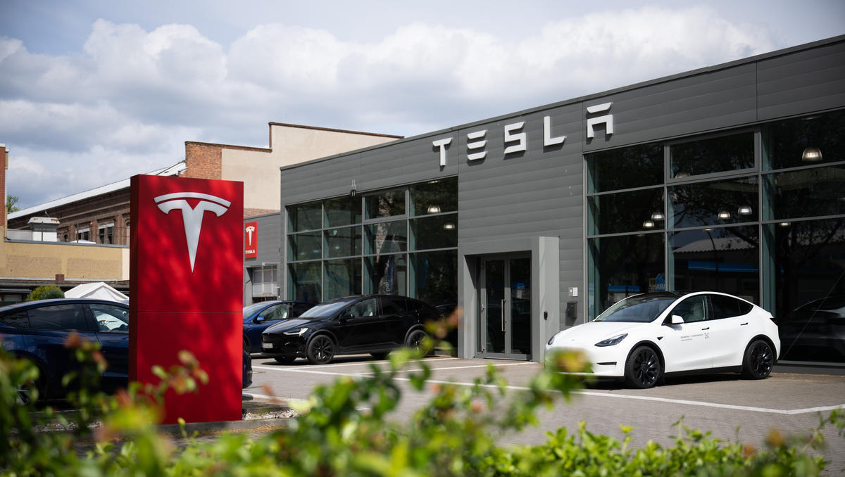 Tesla-Turbo: Elon Musk beschleunigt Pläne für günstige Modelle - doch ein Produkt wird viel wichtiger