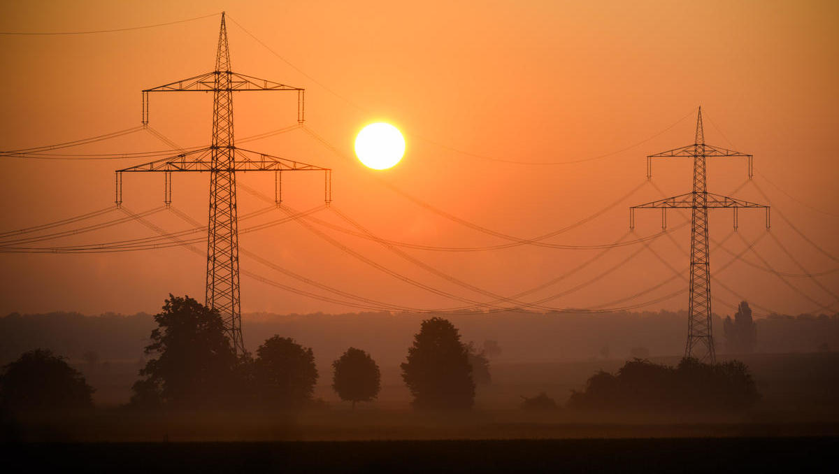 Wahlprogramme 2025 Vergleich: Energiepolitik Deutschland - das wollen CDU/CSU, AfD und SPD