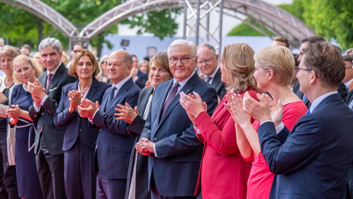 Staatsakt: Steinmeier erwartet 
