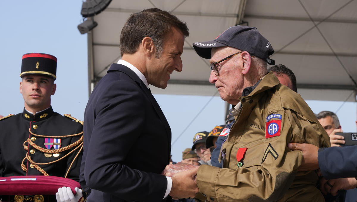 Die D-Day-Helden: Gedenken in Frankreich in Zeiten des Krieges an Operation Overlord