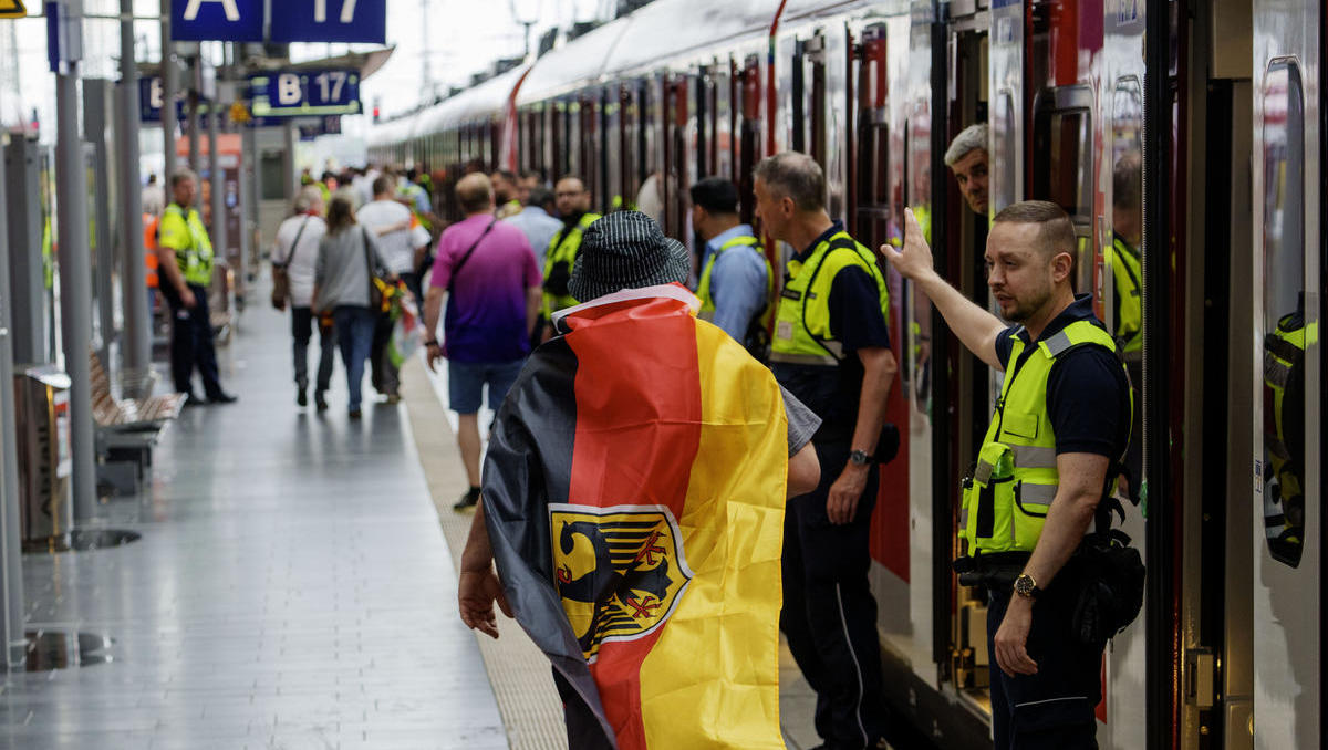 Bahn bei Fußball-EM überfordert: Wissing fordert Verbesserungen