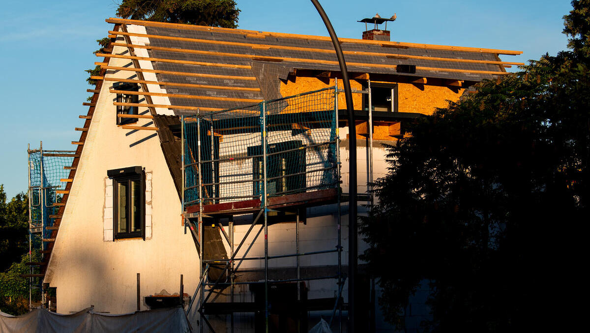 Gebäudeenergiegesetz: Milliardenprojekt für 1,4 Billionen Euro – hohe Belastung, unklare Wirkung, politisches Chaos