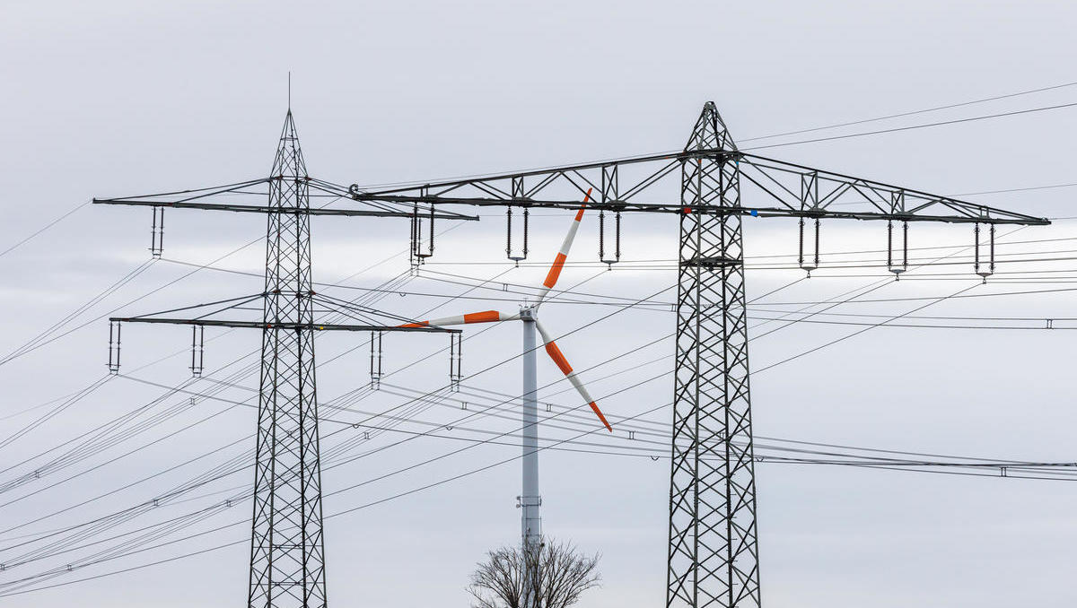 Teure Energiewende: Nutzungsgebühr für „Stromautobahnen“ steigt