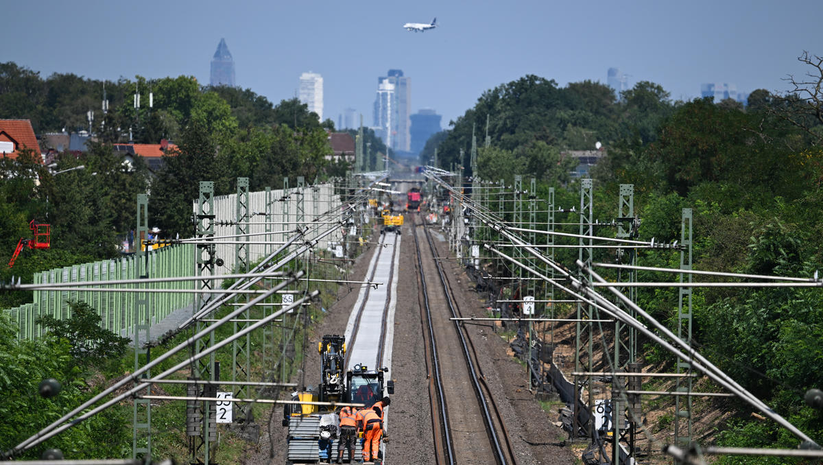 Bahn, Ladekabel, Steuern – was sich im Dezember ändert