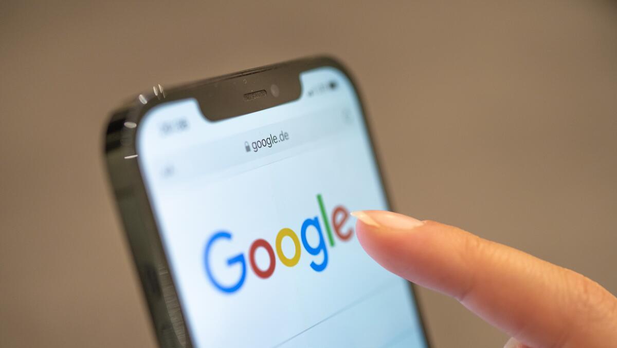 AEO: Wie KI-Suchmaschinen Google den Rang ablaufen