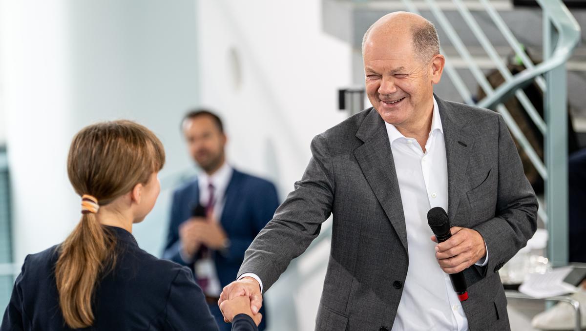 Scholz verspricht jungen Menschen eine stabile Rente