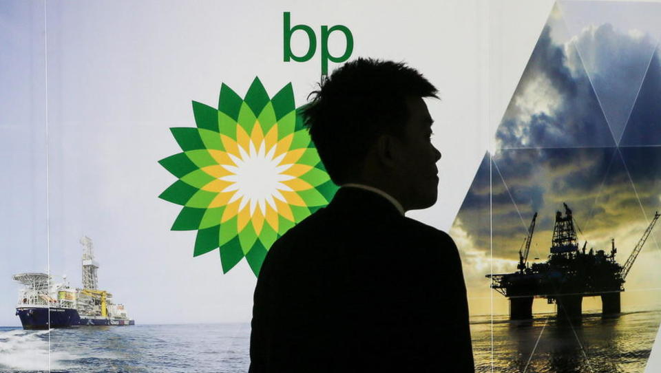 Neues aus der Firmenwelt: Milliarden-Abschreiber erschüttert BP