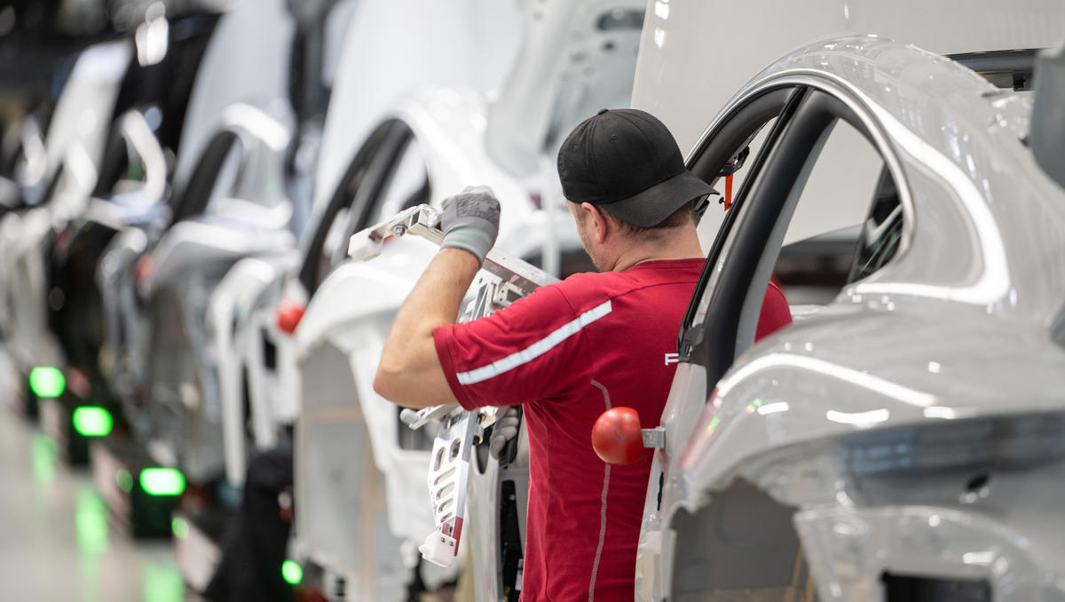 Porsche stemmt sich mit Stellenabbau gegen Krise - rund 1900 Jobs betroffen