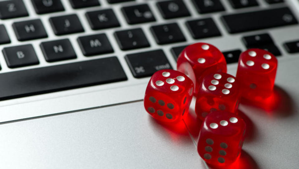 Online Casinos lukrativer als Spielbanken?   