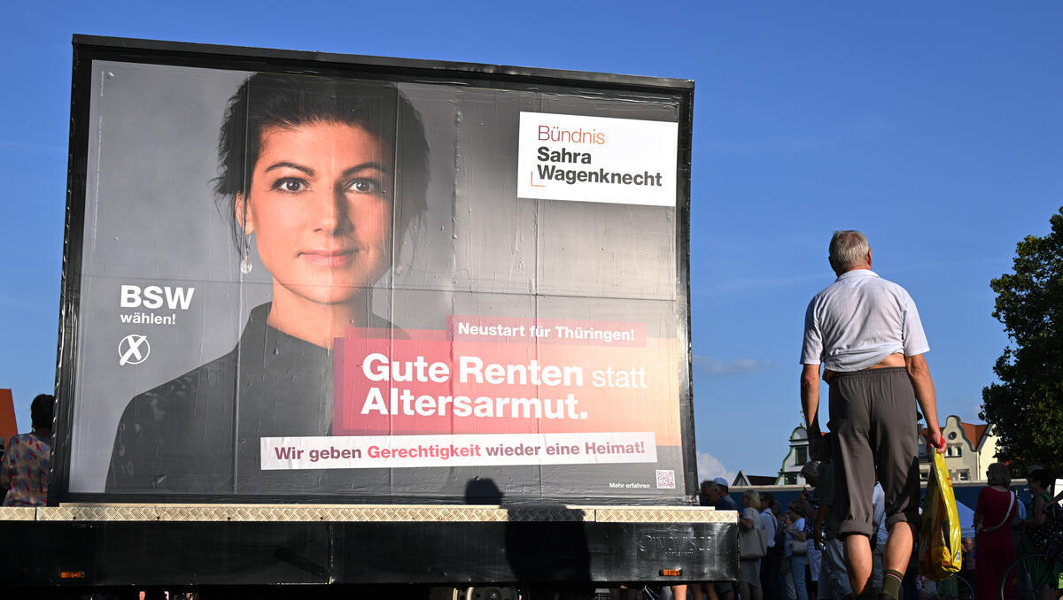 Wahlprogramme 2025 Vergleich: Wohlverdiente Rente bleibt eine Zeitbombe - Parteien lassen Finanzierung offen