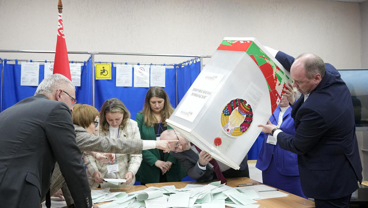 Wahlen in Belarus: Machthaber Lukaschenko geht in siebte Amtszeit - und gewinnt angeblich an Zustimmung