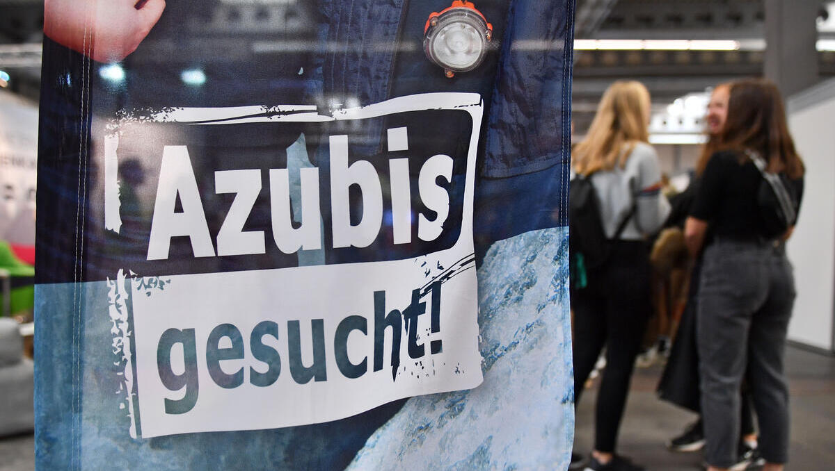 Azubis gesucht? Welche Benefits für Auszubildende attraktiv sind
