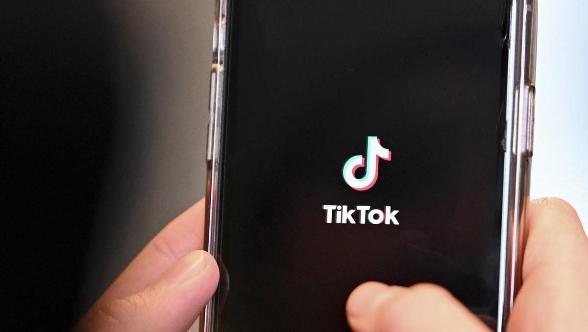 Jungmakler mit TikTok: Wie eine Generation den Versicherungsmarkt neu denkt 