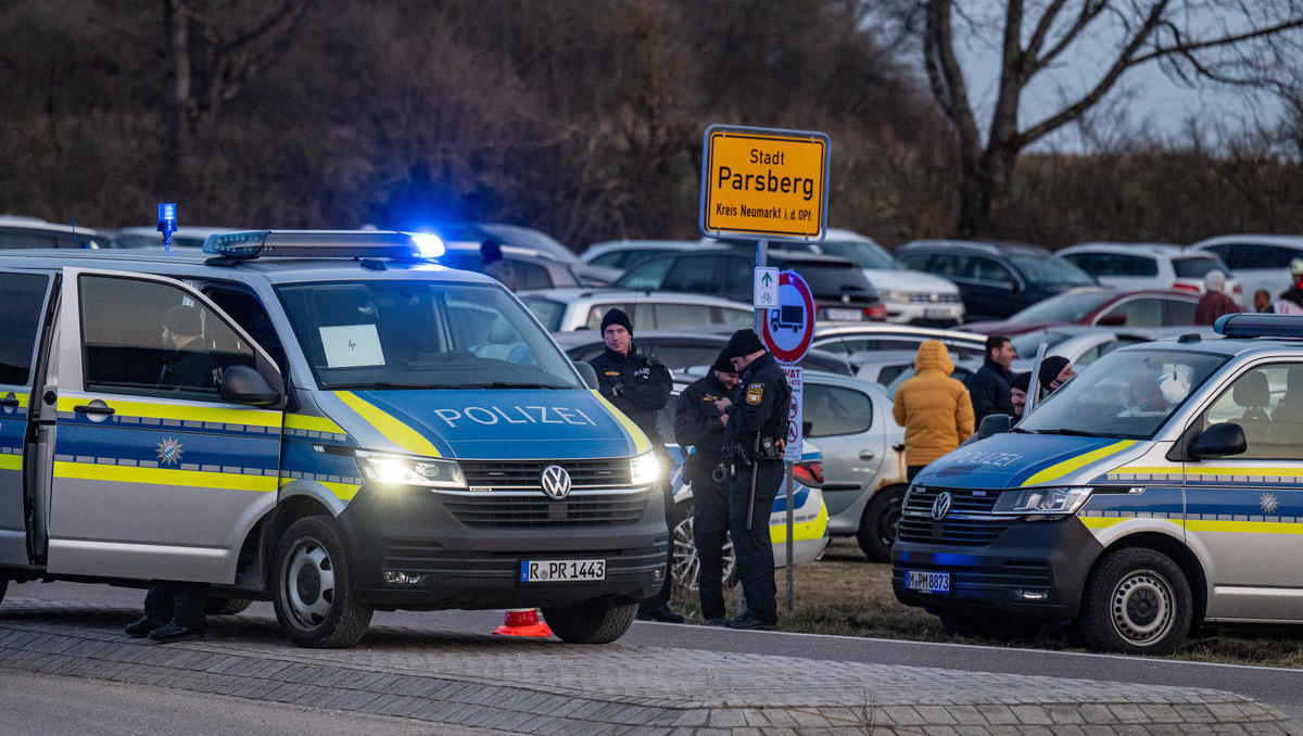 Parsberg: Messerattacke auf einer Feier in der Oberpfalz endet tödlich