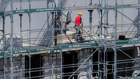 Keine Erholung in Sicht: Rutscht die deutsche Wirtschaft wieder ab?