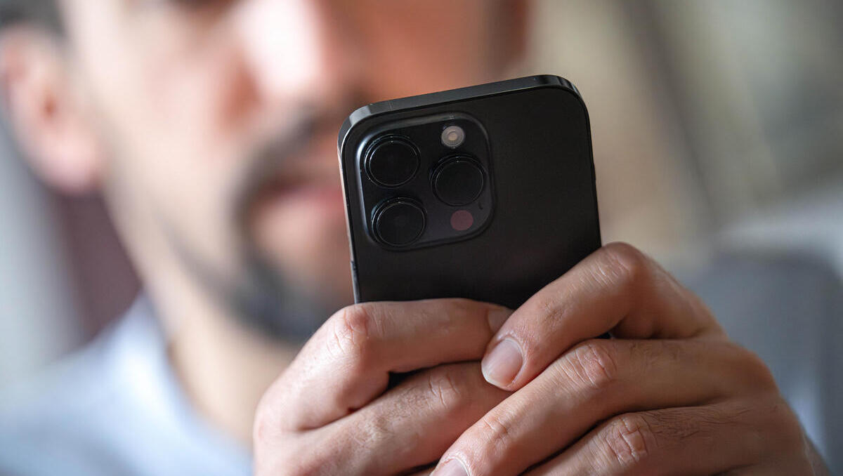 Studie: KI-generierte Gesichter tricksen Experten und Super Recognizer aus