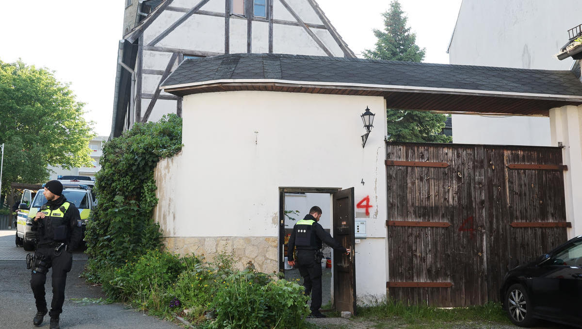 Reichsbürger-Verbot: Dobrindt zerschlägt 