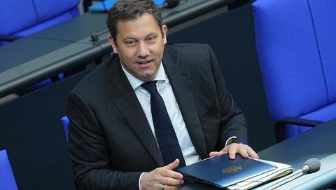 Bundeshaushalt: Klingbeils Kraftakt mit zwei Haushalten und einem klaren Ziel
