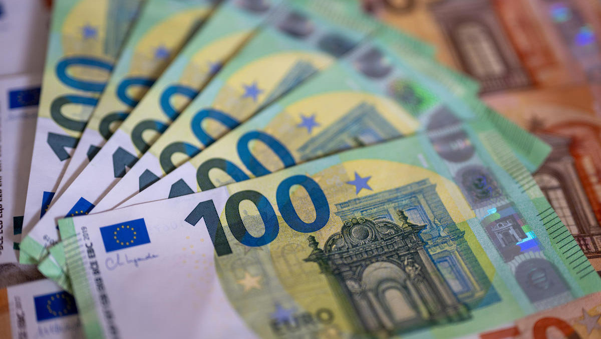 „Banknoten-Paradoxon“: Milliarden unter den Matratzen - Bargeldmenge steigt weiter