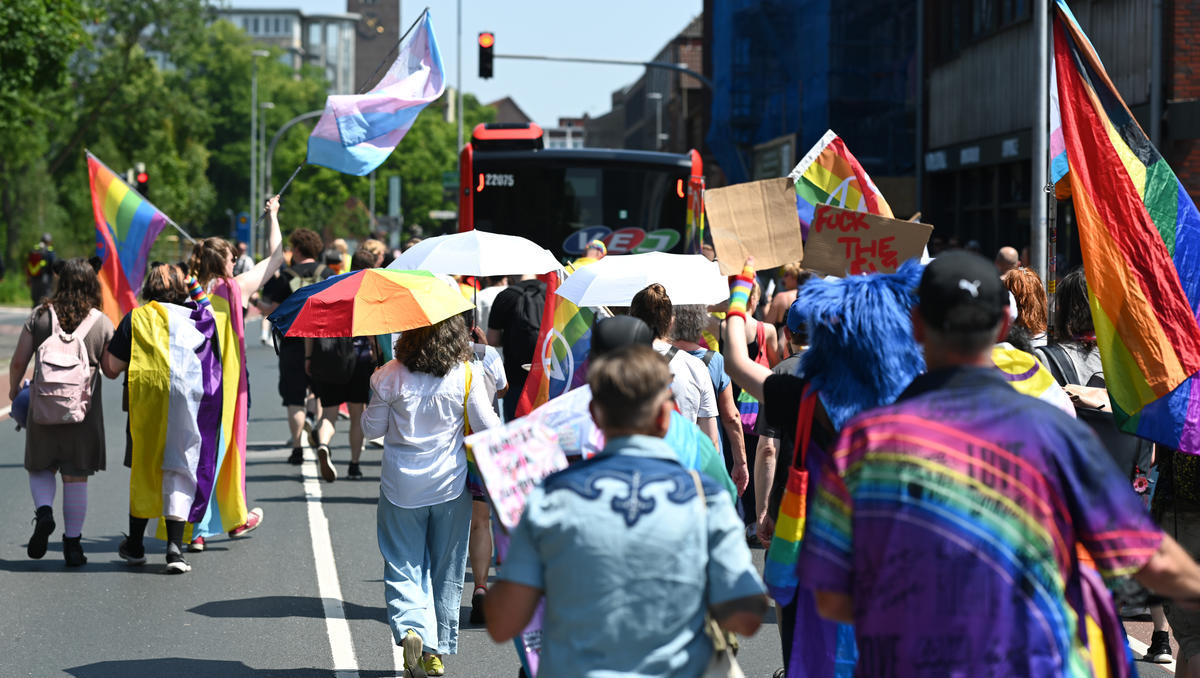 Großes Bangen in Regensburg: CSD unter Bedrohungslage neu geplant