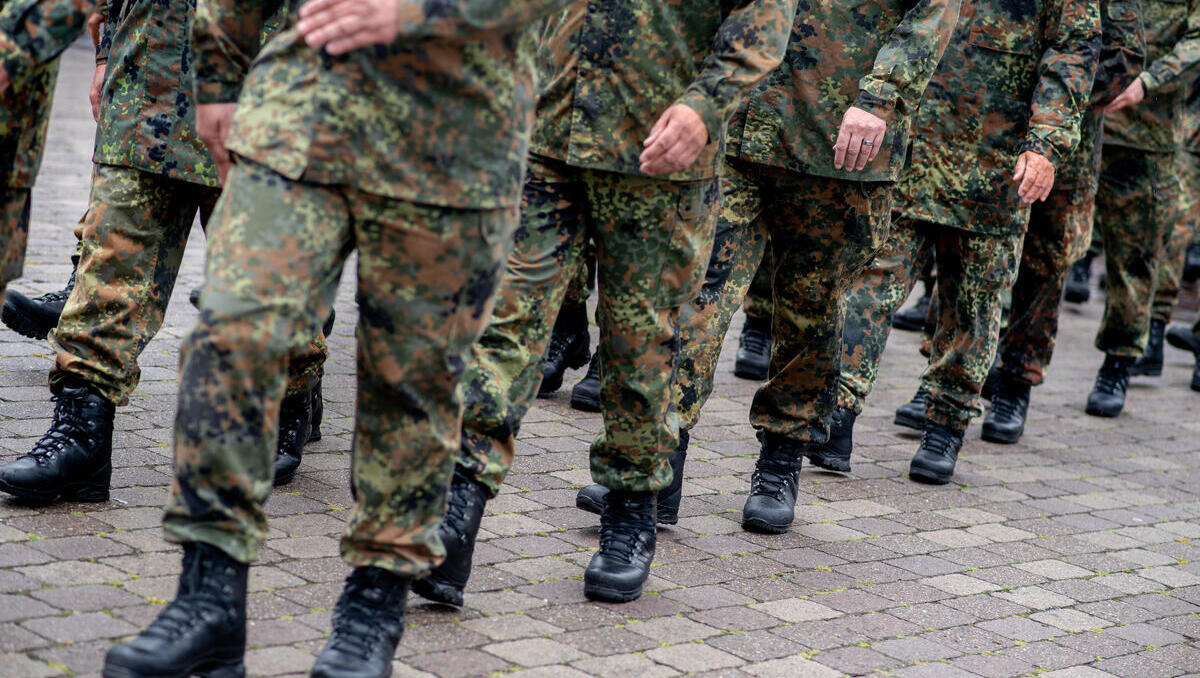 Bundeswehr-Reservisten in Unternehmen: Wenn Mitarbeiter zu potenziellen Soldaten werden
