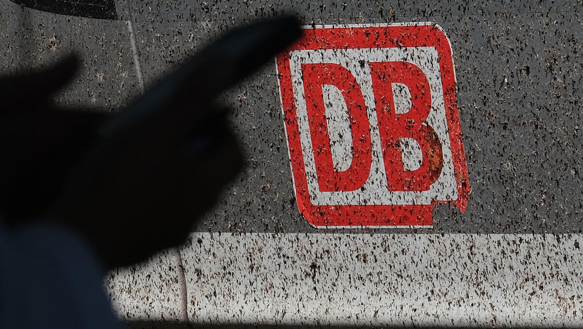 Deutsche Bahn im ersten Halbjahr: Dreistelliger Millionenverlust