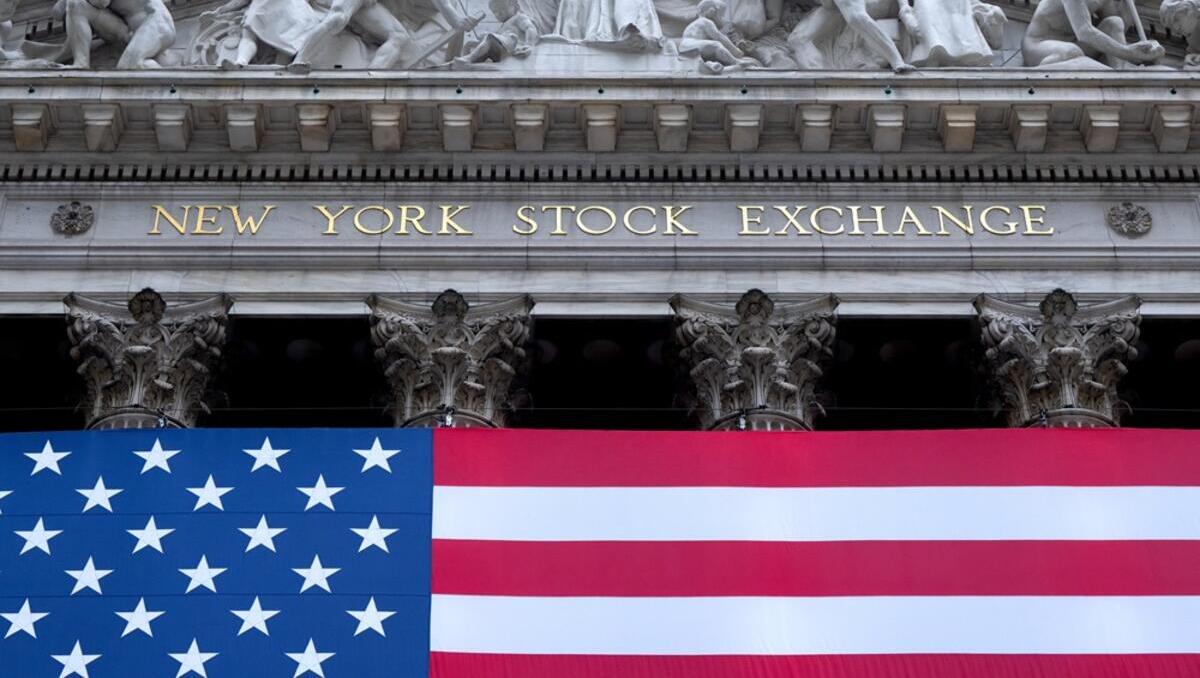US-Börsen: Wall Street nach Trumps Angriff auf die Fed im Zangengriff