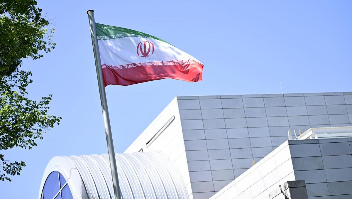 Konflikt im Nahen Osten: Iran signalisiert Verhandlungsbereitschaft trotz neuer Drohungen