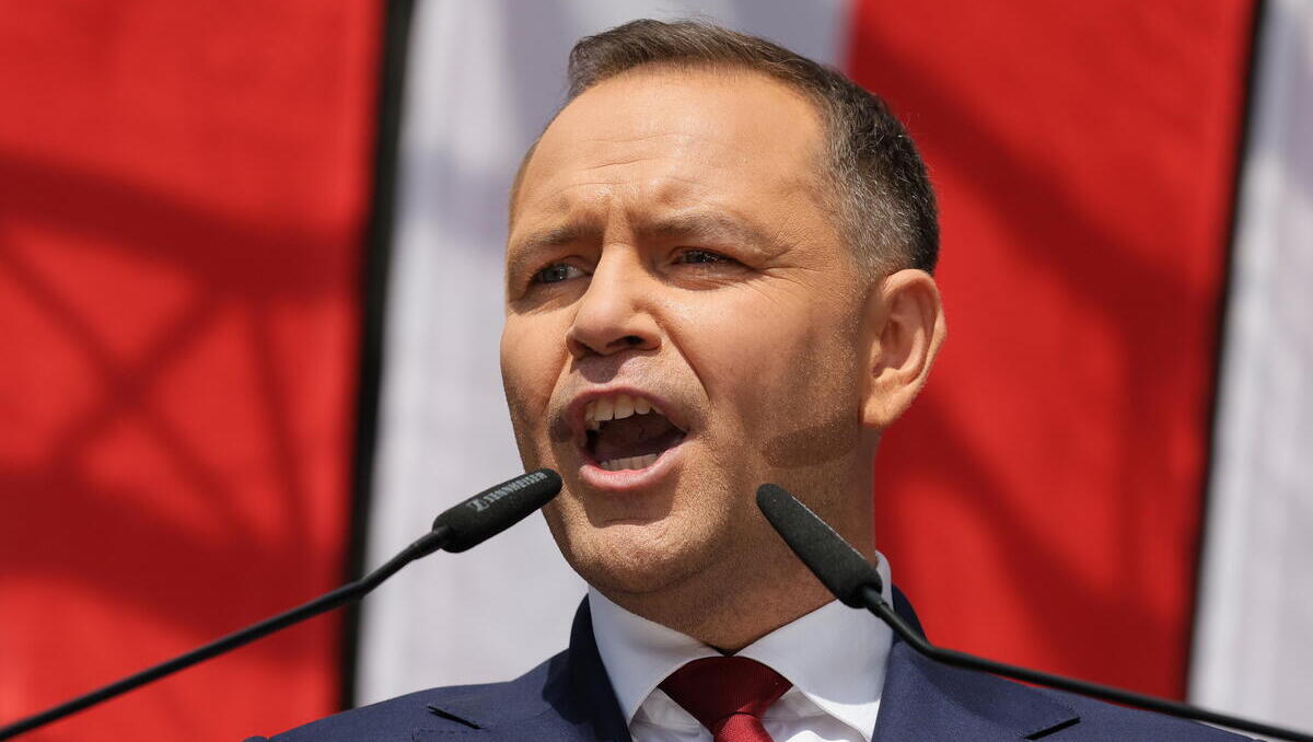 Polen: Präsident Karol Nawrocki legt Amtseid ab - kommt jetzt ein Kurswechsel für die EU? 