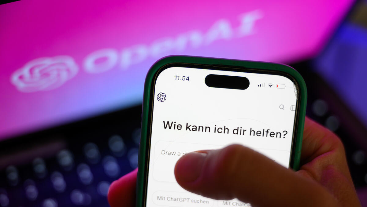 KI-Jobabbau: Warum Frauen besonders betroffen sind