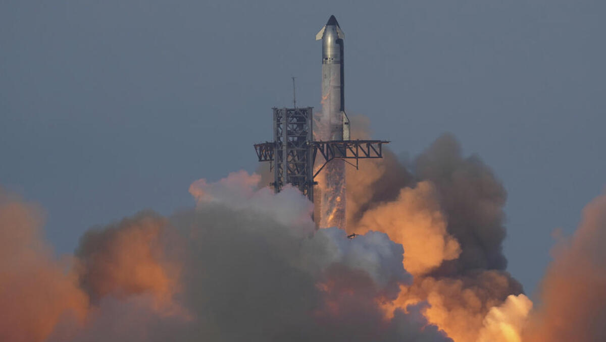 Starship: Riesen-Rakete von Elon Musk absolviert zehnten Testflug