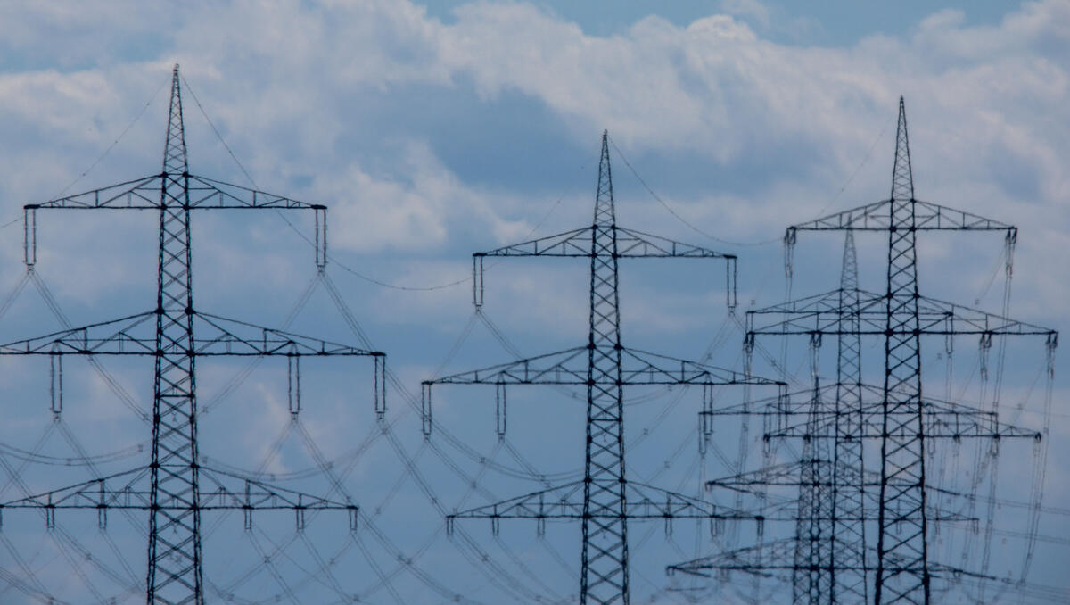 Energiepreise unter Druck: KI-Rechenzentren treiben US-Strompreise in die Höhe